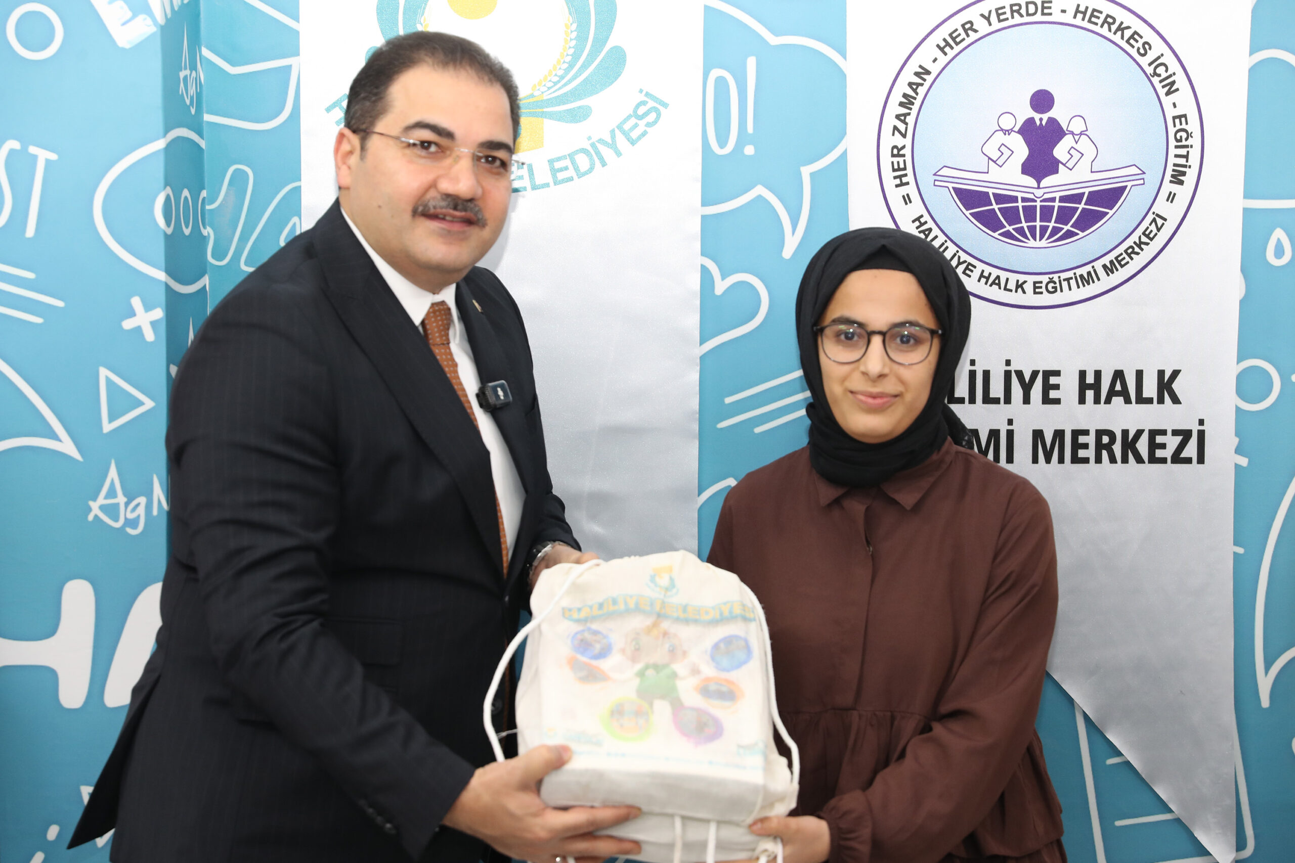 Haliliye Belediyesi, gençlerin eğitim yolculuğuna katkı sunmaya devam ediyor. Ücretsiz